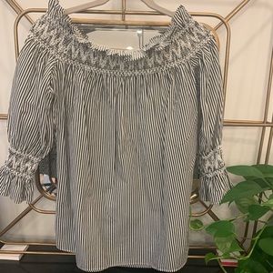 Vertigo Off-the-shoulder Top